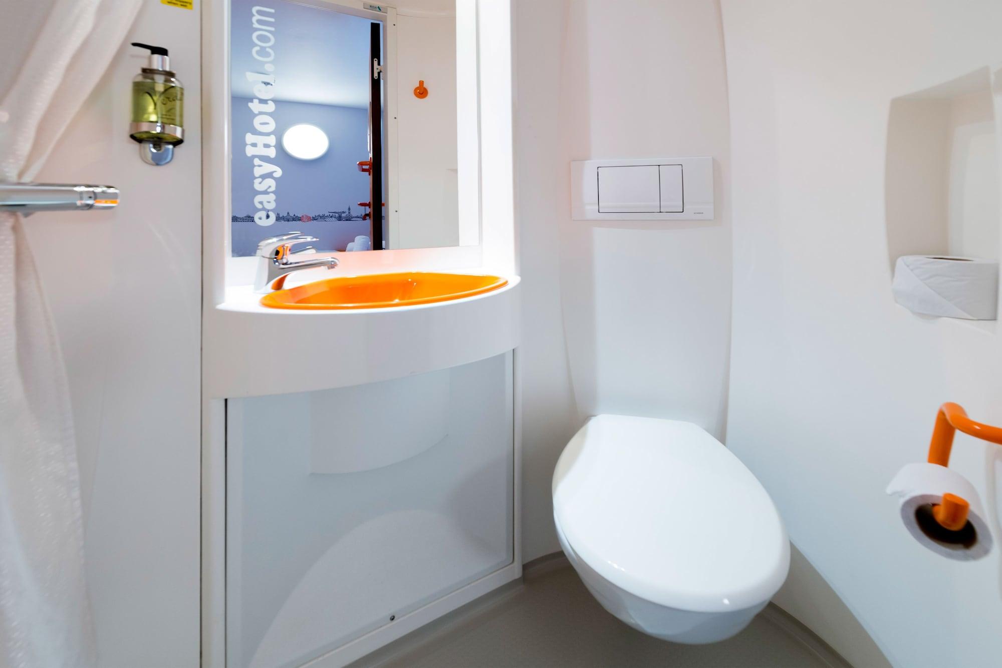 Easyhotel Glasgow City מראה חיצוני תמונה