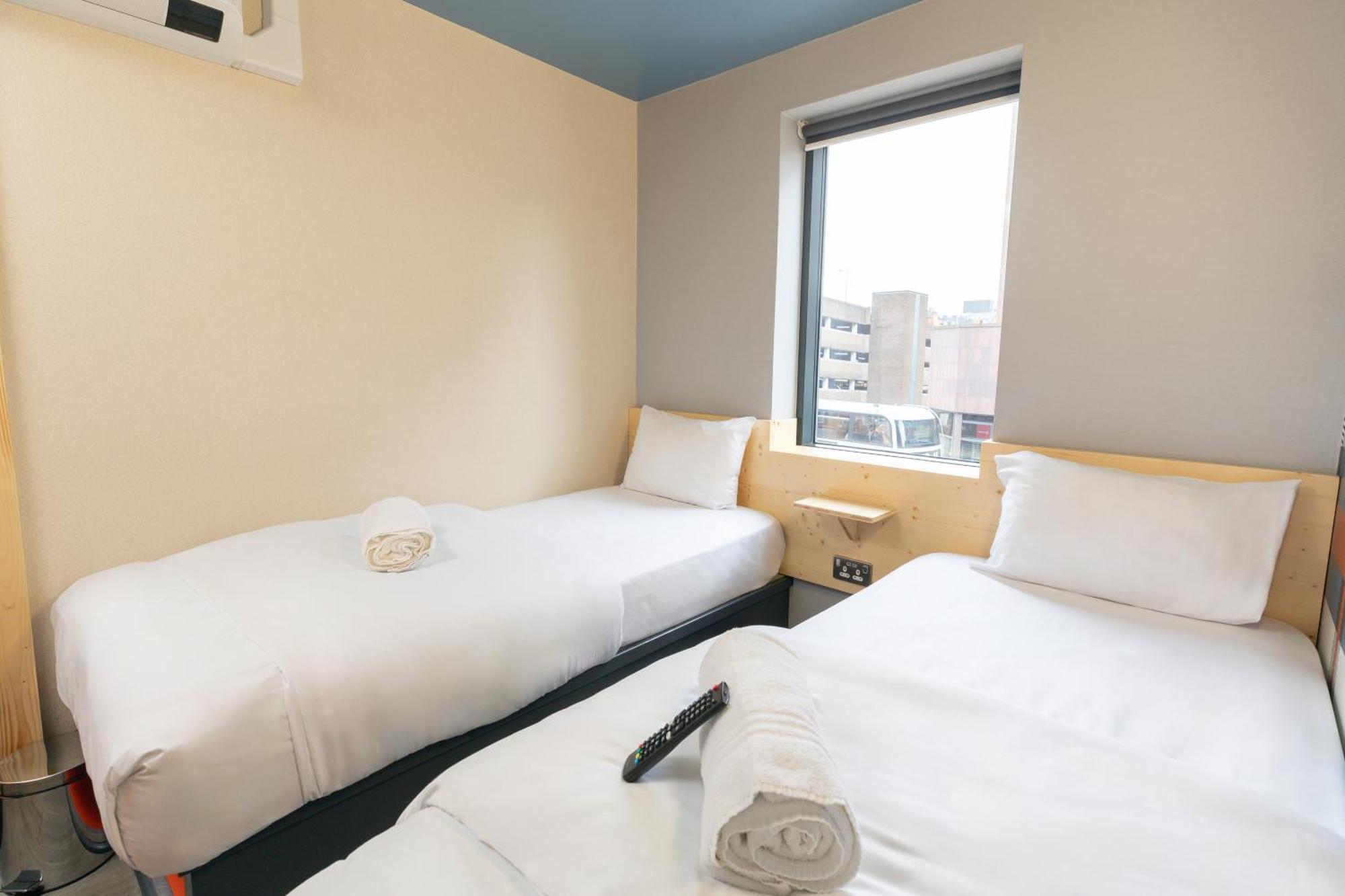 Easyhotel Glasgow City מראה חיצוני תמונה