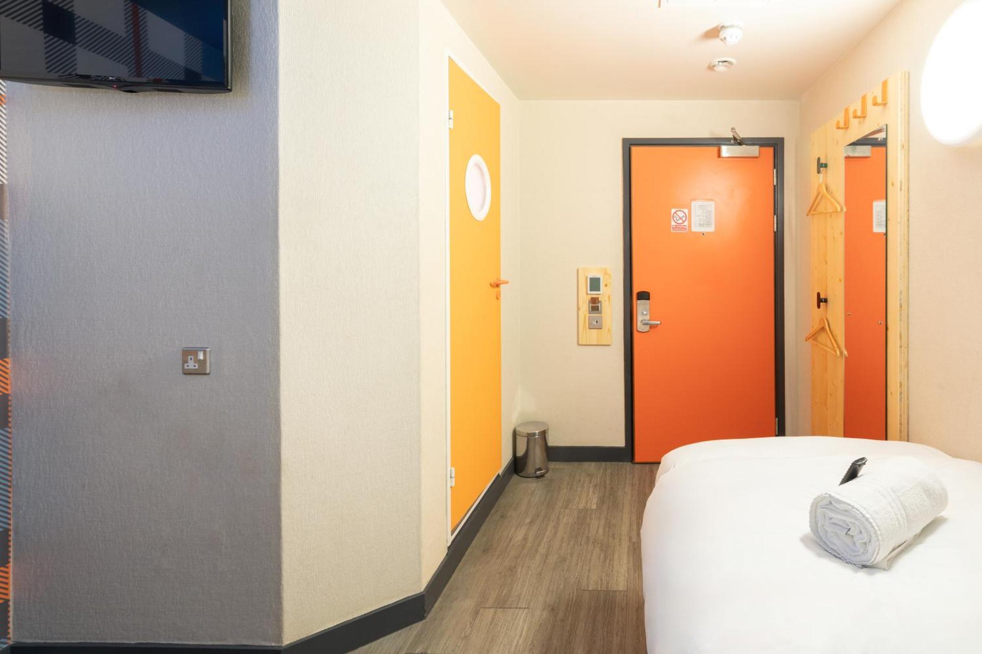 Easyhotel Glasgow City מראה חיצוני תמונה