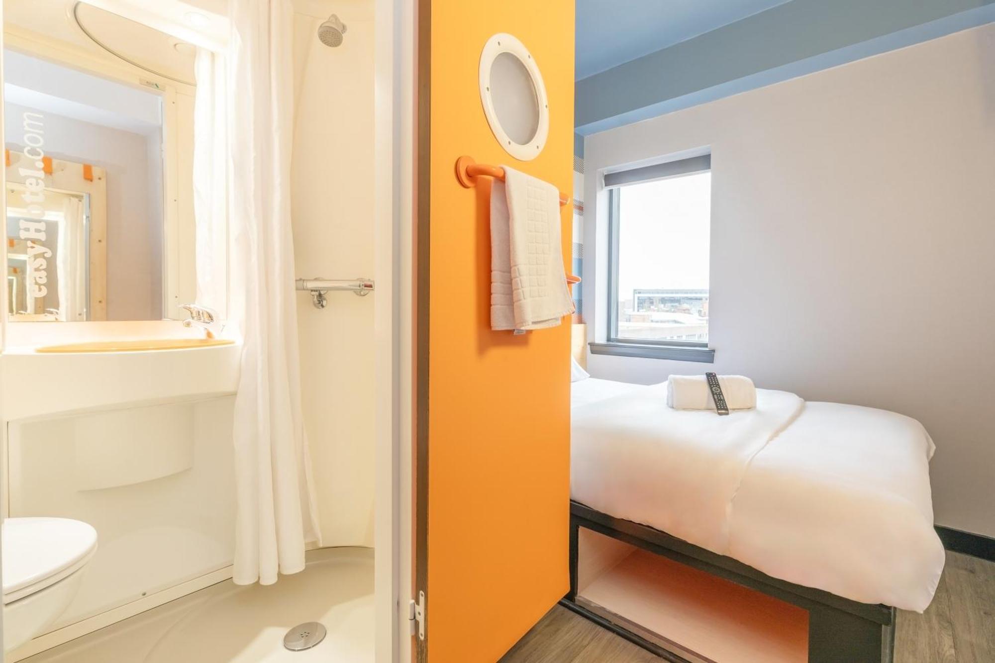 Easyhotel Glasgow City מראה חיצוני תמונה