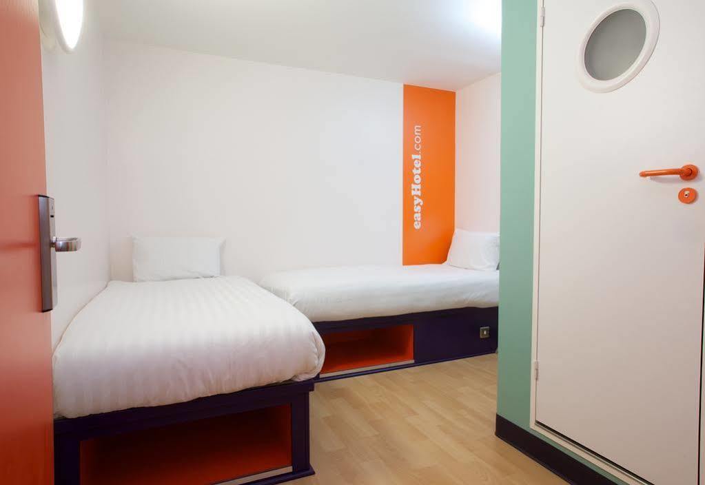 Easyhotel Glasgow City מראה חיצוני תמונה