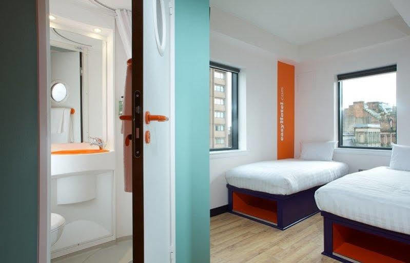 Easyhotel Glasgow City מראה חיצוני תמונה