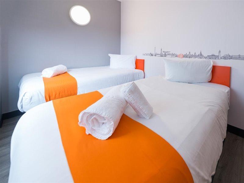 Easyhotel Glasgow City מראה חיצוני תמונה